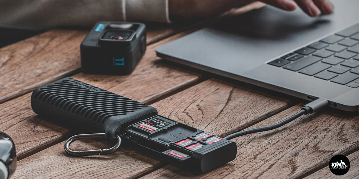 PGYTech CreateMate High-Speed Card Reader cover