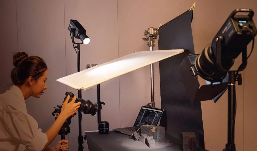 FS-60B SET ไฟเล็ก Softbox ใหญ่ ถ่ายให้หน้านวลใกล้ ๆ ไม่แสบตา 7 02 1
