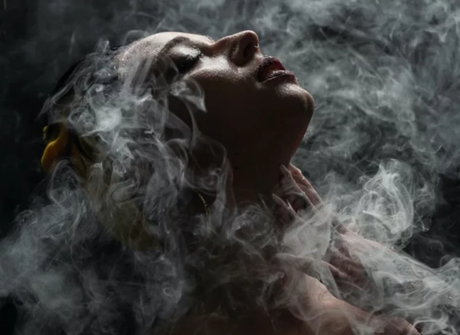 ถ่ายยังไงให้ดูเย็น เคล็ดลับการสร้างภาพถ่ายเครื่องดื่มด้วย PMI Smoke Ninja 2 image 2024 08 26T103230.315